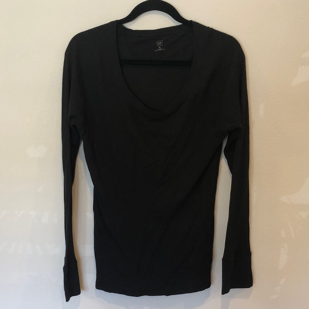 GAP Black Long-Sleeve Scoop Neck Top